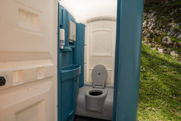 Best Restroom trailer rental cost  in Cuba City, WI
